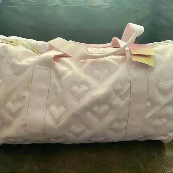Stoney Clover Lane Quilted Heart Duffle Bag - Picture 1 of 4